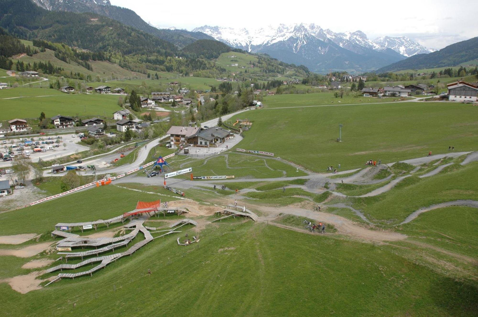 Gourmet-hotel Gruenwald 3* Leogang